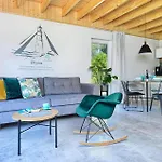 2 Bedroom Gorgeous In