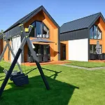 2 Bedroom Gorgeous In Casa vacanze Białogóra
